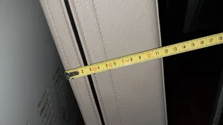 Cuña para camilla de masajes.