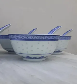 Juego cuencos cerámica azul y blanco