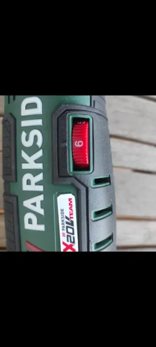 Radial Parkside a batería con maletín