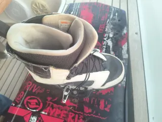 Tabla Wakeboard con Botas
