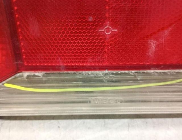 Iveco 5712631 42555131 piloto tras der daily 35c15