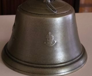 Coppia di antiche campane in bronzo IHS/ancora