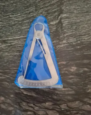 Calibrador dental para pròtesis