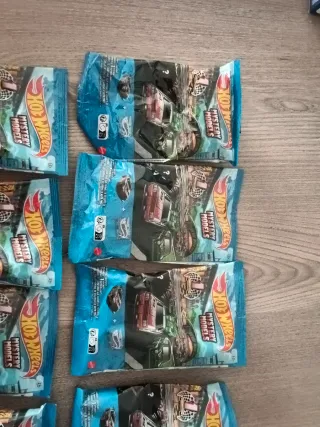 Sobres Hot Wheels Mystery Models