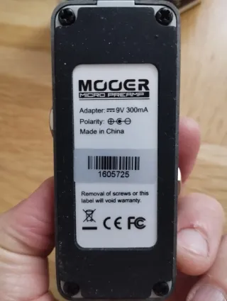 Mooer 011 Cali Dual Preamp Guitarra