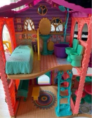 Casa Enchantimals + 3 Muñecas