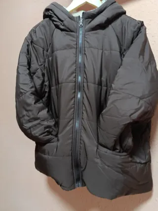 Chaqueta morada con borreguito