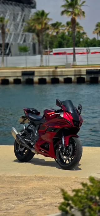 Yamaha R7 Roja