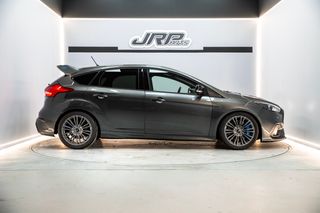 FORD Focus 2.3 EcoBoost 257kW RS Pack Performance