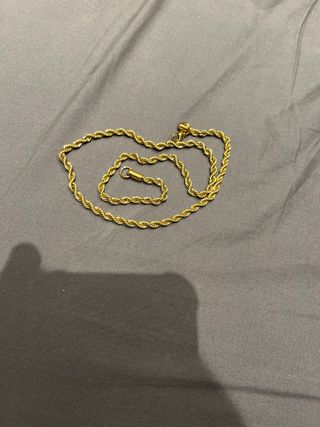 Cadena de oro estilo cordón