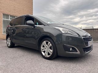 Peugeot 5008 2016