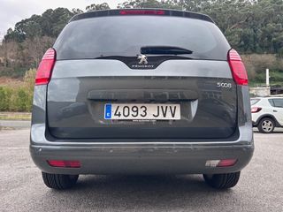 Peugeot 5008 2016