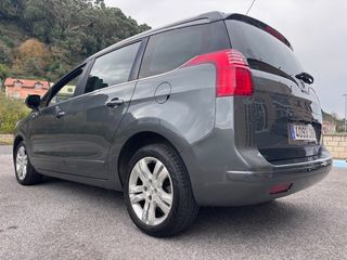 Peugeot 5008 2016