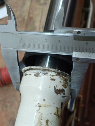 JUEGO DE GUARDAPOLVOS PARA HORQUILLAS MOTO NUEVAS.