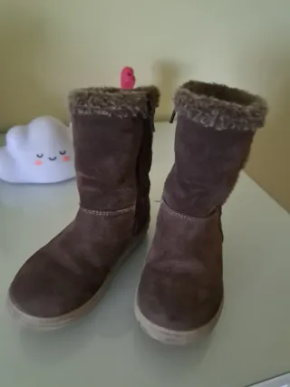 Botas niña talla 26