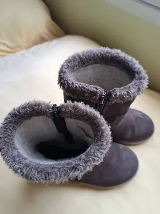 Botas niña talla 26