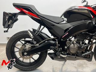 APRILIA TUONO 125 | 2023 | 16.381kms | 49€/mes