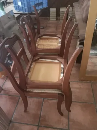GRATIS 4 x Sillas de Madera Tapizadas