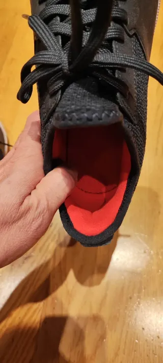 Zapatillas de fútbol negras talla 41