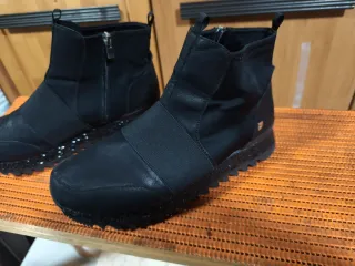 Stivaletti donna neri con glitter n 40