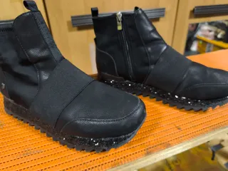 Stivaletti donna neri con glitter n 40