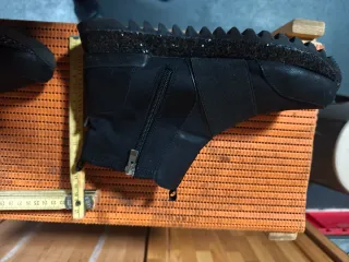 Stivaletti donna neri con glitter n 40