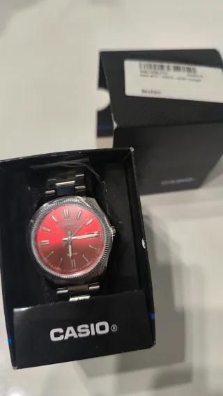 Reloj Casio MTP-1302PD Rojo/Plata