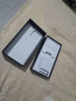 iPhone 13 Pro Scatola Blu