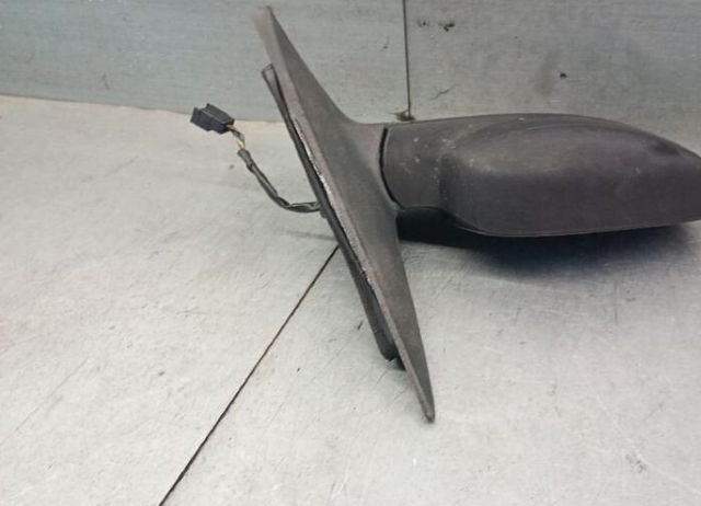 Retrovisor der ssangyong 5723695 7894008150 rexton