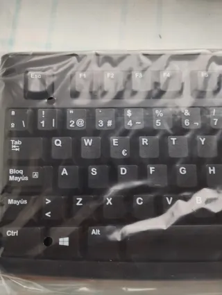 Teclado Logitech Negro. K120 USB