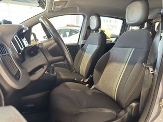 Fiat Panda CITY CROSS 1.0 GSE HYBRID 70CV.- " ETIQUETA ECO ".- " BAJO CONSUMO ".- " IMPECABLE ".- " GARANTÍA CON COBERTURA EUROPEA ".-
