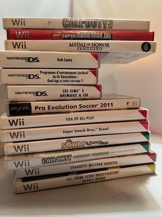 Lote 13 Jogos Nintendo Wii, DS, e 1 PSP