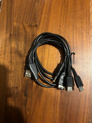 Sony PSP Bianca + 7 Giochi UMD