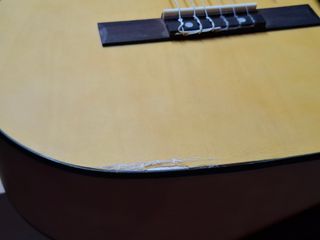 Guitarra Clásica 4/4 Honey + Funda