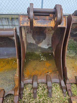 CE2 CAZO EXCAVACADORA 80CM CASE