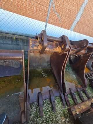 CE2 CAZO EXCAVACADORA 80CM CASE