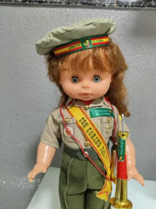 Muñeca funcionando militar mili ejercito