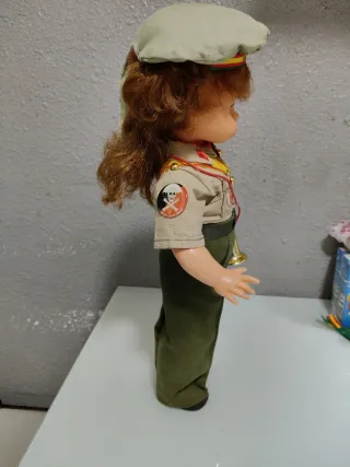 Muñeca funcionando militar mili ejercito
