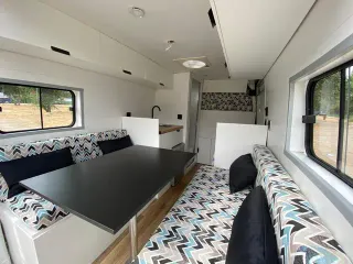 Furgonera camper-Peugeot Boxer 2.2 HDCI