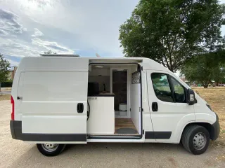 Furgonera camper-Peugeot Boxer 2.2 HDCI