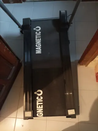 Cinta de correr magnética plegable