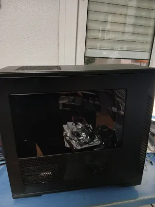 PC Gamer MSI i7-13700F RTX 3060