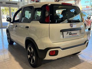 Fiat Panda CITY CROSS 1.0 GSE HYBRID 70CV.- " ETIQUETA ECO ".- " BAJO CONSUMO ".- " IMPECABLE ".- " GARANTÍA CON COBERTURA EUROPEA ".-