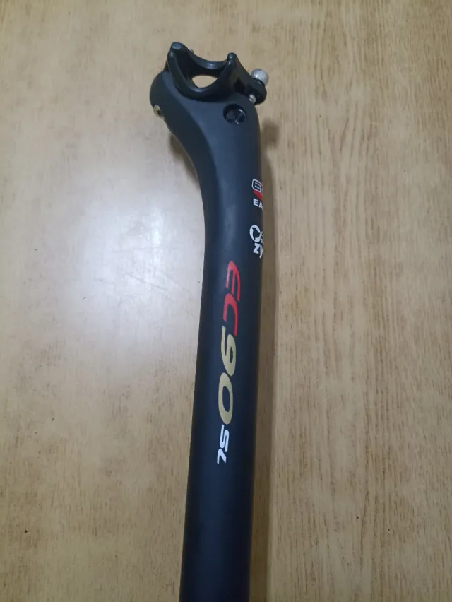 Tija nueva carbono liso mate eston 25mm retroceso