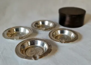 4 Ceniceros Alpaca Moneda 5 Pesetas con estuche