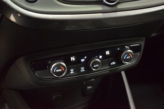 Opel Crossland X 2019