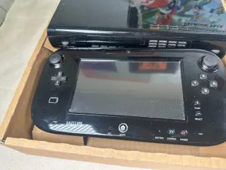 Nintendo Wii U Mario Kart 8 Premium Pack