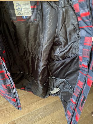 Chaqueta de esquí. Marca NeakPeak talla M.