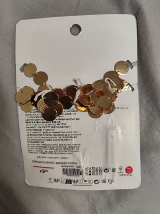 Collar Stradivarius dorado