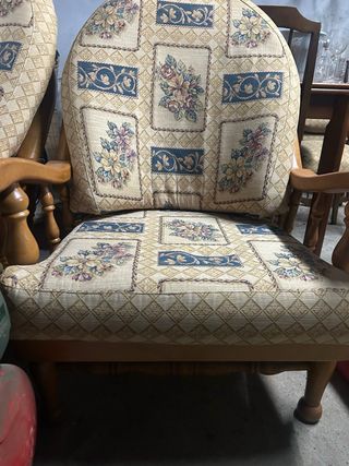 Butacas antiguas tela y madera